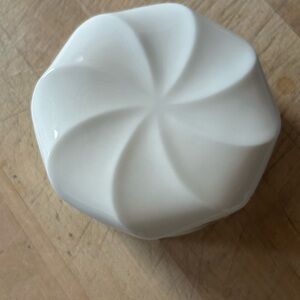 Mikasa Ivory Bone China Trinket Box